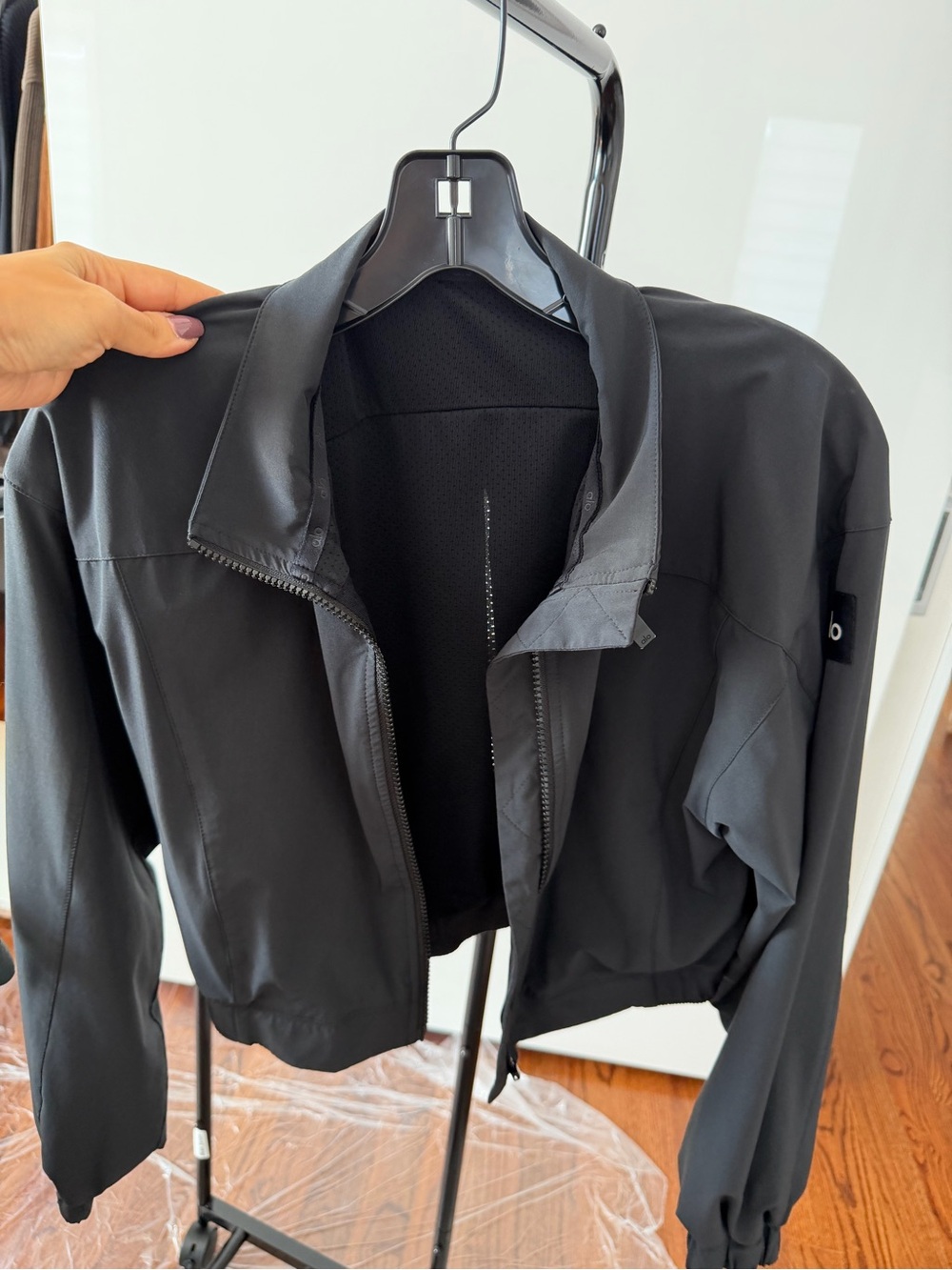 ALO Yoga Cropped Jacket